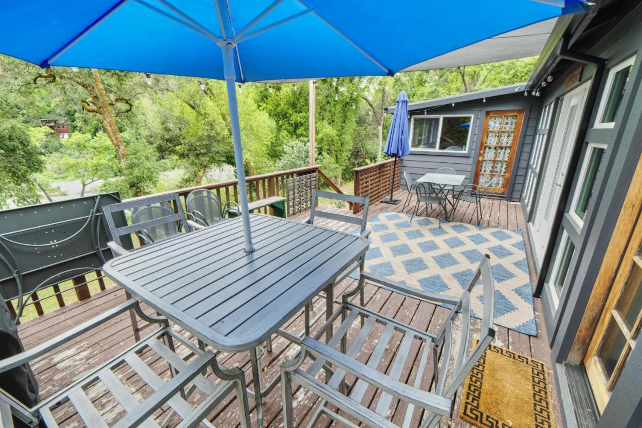 Rivers Breeze Relaxing Riverside Cabin With Private Suite Kayaks Гілдсбурґ Екстер'єр фото