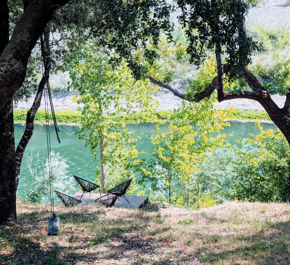 Rivers Breeze Relaxing Riverside Cabin With Private Suite Kayaks Гілдсбурґ Екстер'єр фото